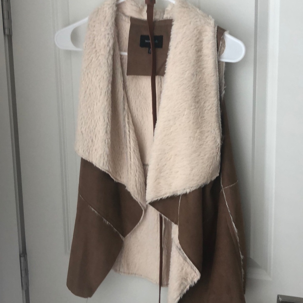 Wool Takara girls vest